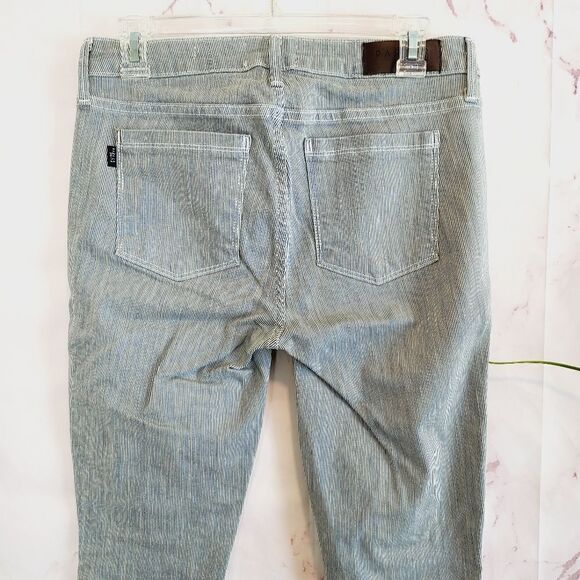 Neiman Marcus Parker Smith pinstripe step raw hem skinny jeans - Picture 4 of 11